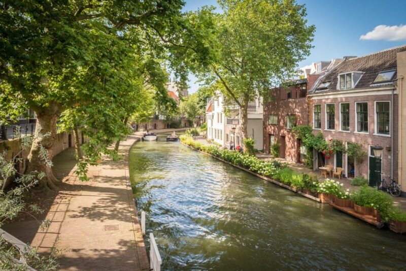 explore-gems-of-utrecht-walking-tour-for-couples