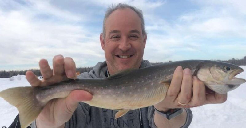 fairbanks-guided-ice-fishing-tour