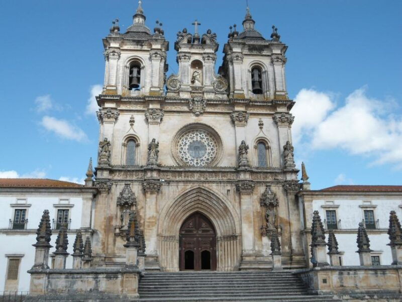 fatima-batalha-alcobaca-nazare-and-obidos-private-tour-2