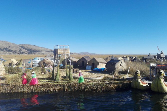 floating-island-of-the-uros-2