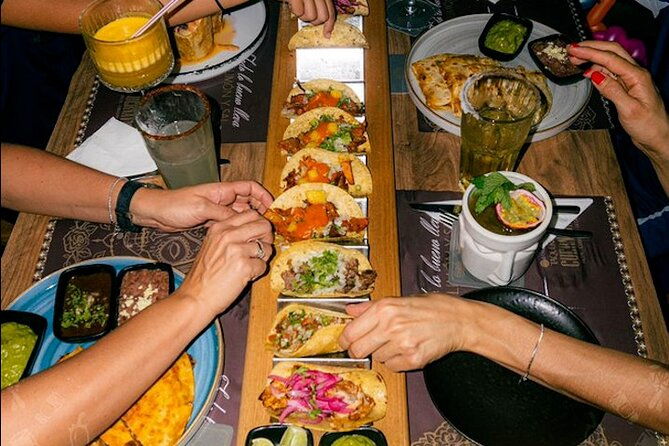 foodie-taco-food-tour-in-medellin