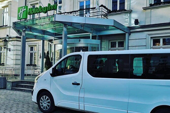 from-krakow-to-budapest-airport-private-transfer