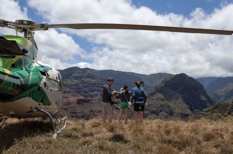 from-lihue-kauai-sightseeing-helicopter-flight