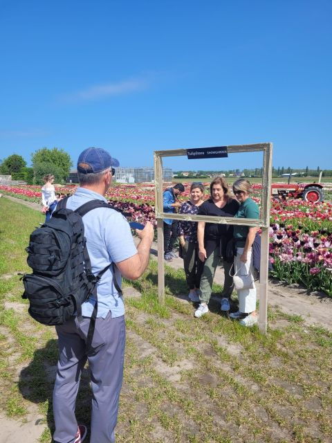 from-lisse-flower-bike-tour-around-keukenhof-small-group
