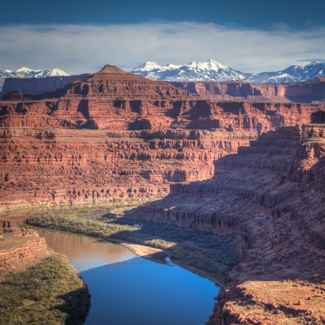 from-moab-canyonlands-4x4-drive-and-calm-water-cruise