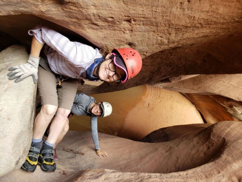 from-moab-half-day-canyoneering-adventure-in-entrajo-canyon