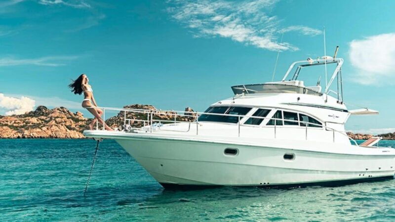 from-palau-la-maddalena-archipelago-yacht-tour-with-lunch