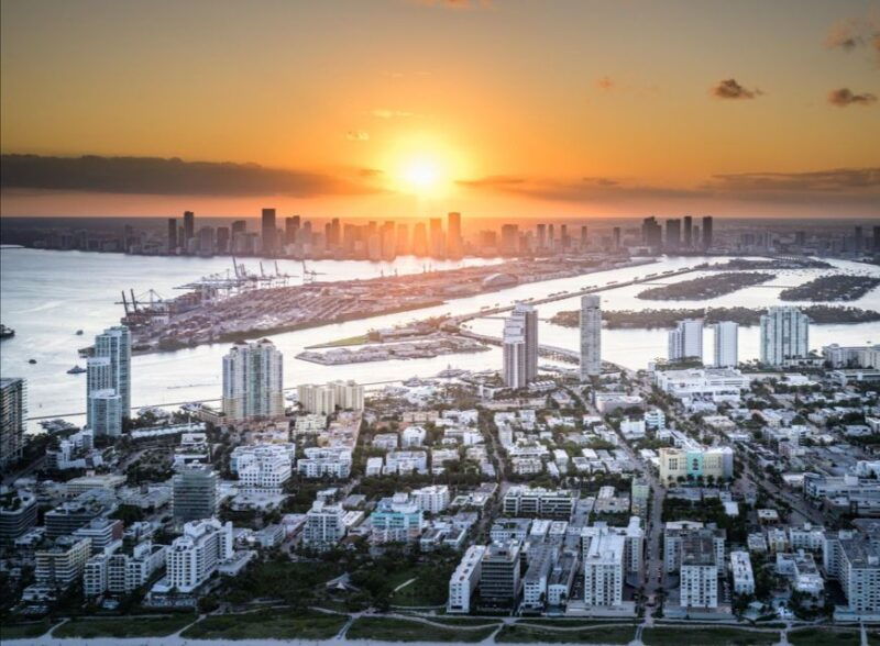 from-pembroke-pines-helicopter-tour-over-miami