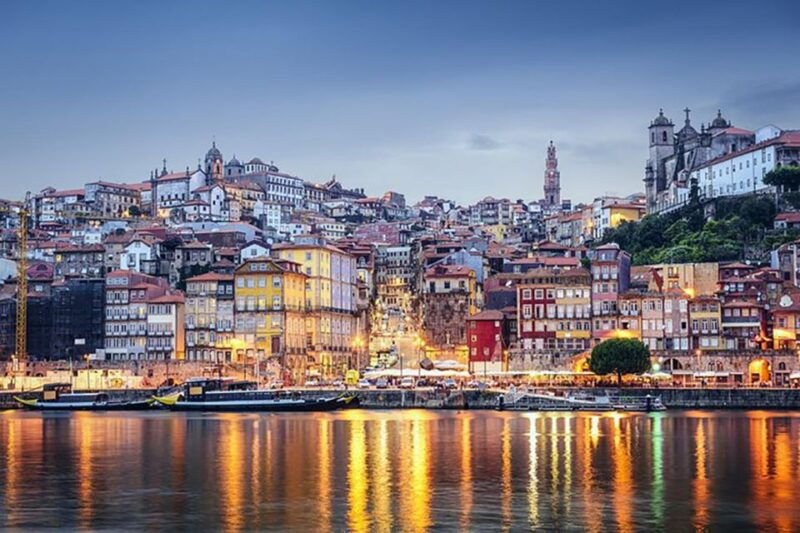 from-porto-private-transfer-to-lisbon-w-up-to-4-city-stops