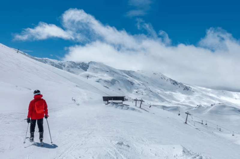 from-sierra-nevada-private-transfer-to-granada-city