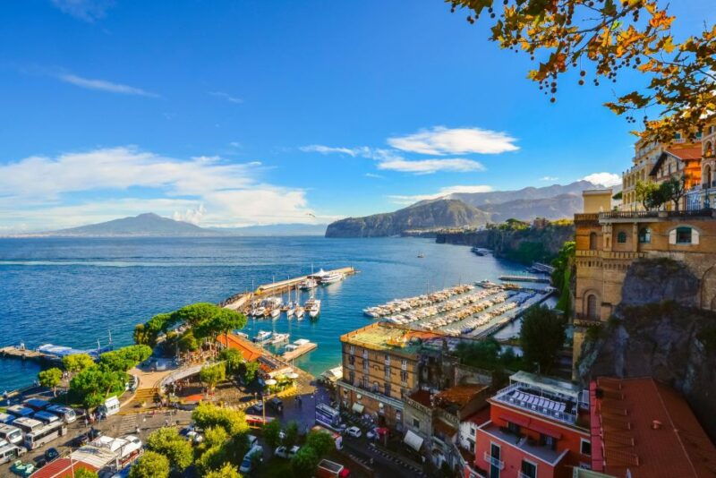 from-sorrento-capri-sorrento-pompeii-private-tour