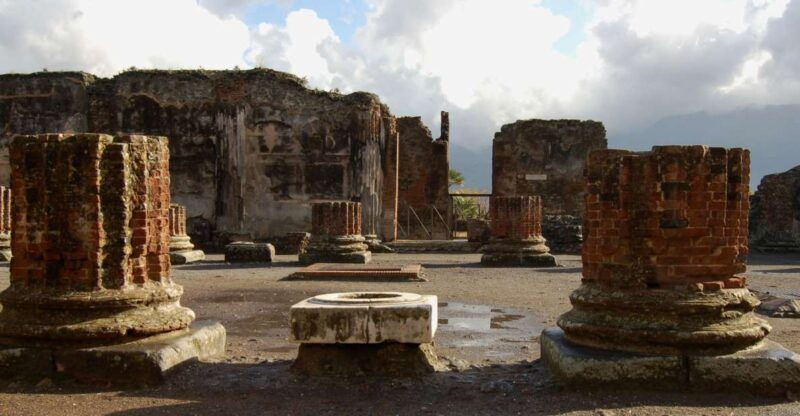 from-sorrento-herculaneum-and-pompeii-group-excursion