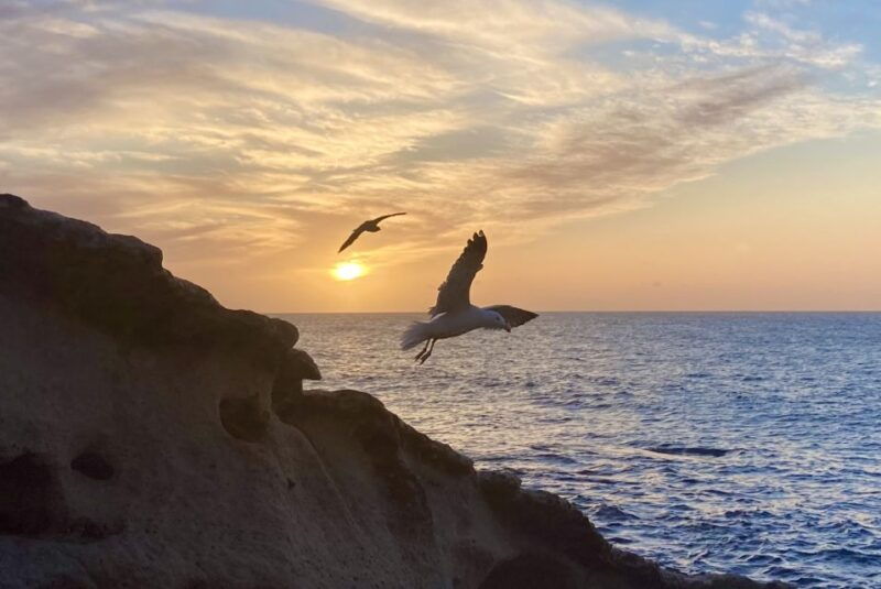 fuerteventura-sunset-hike-to-the-wild-west-coast