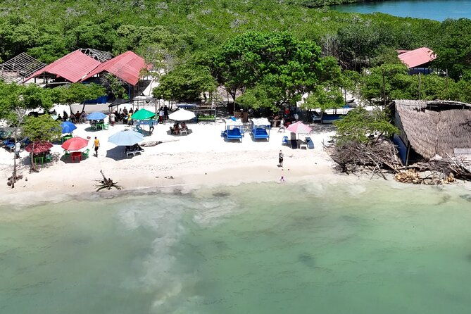 full-day-guided-tour-in-rosary-islands-in-cartagena