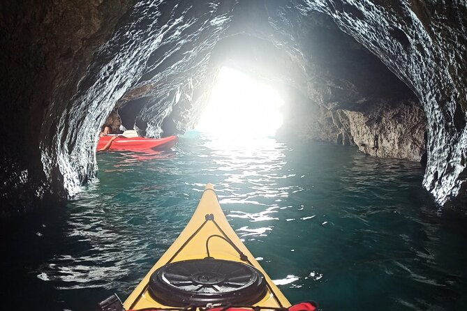 full-day-kayak-adventure-to-palinuro-and-blue-grotto