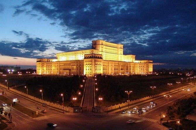 full-day-private-tour-of-bucharest-and-mogosoaia-palace