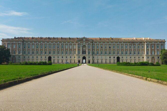 full-day-private-tour-to-the-royal-palace-of-caserta-and-pompeii