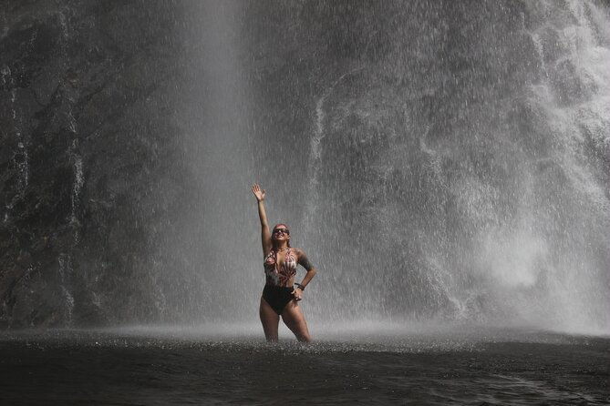 full-day-private-tour-to-the-valley-of-the-cascades