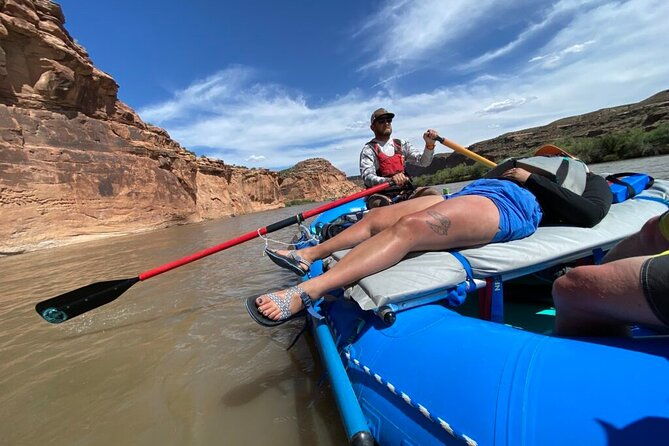 full-day-ruby-horsethief-canyon-guided-river-trip