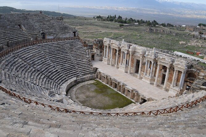 full-day-tour-to-pamukkale-and-hierapolis-from-kusadasi