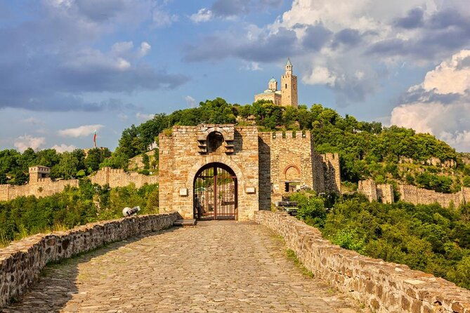 full-day-veliko-tarnovo-and-arbanassi-tour-from-sofia
