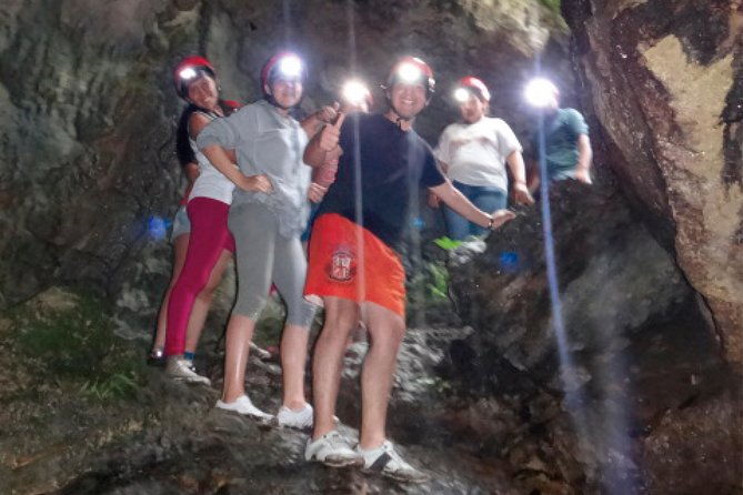 full-day-waterfalls-and-caverns-tour