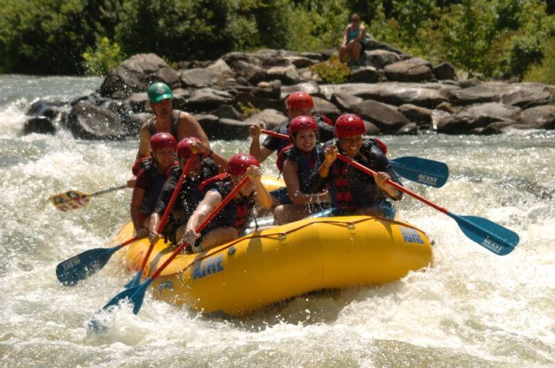 full-ocoee-river-whitewater-trip-with-riverside-lunch