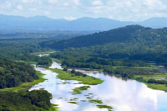 gatun-lake-boat-adventure-from-panama-city