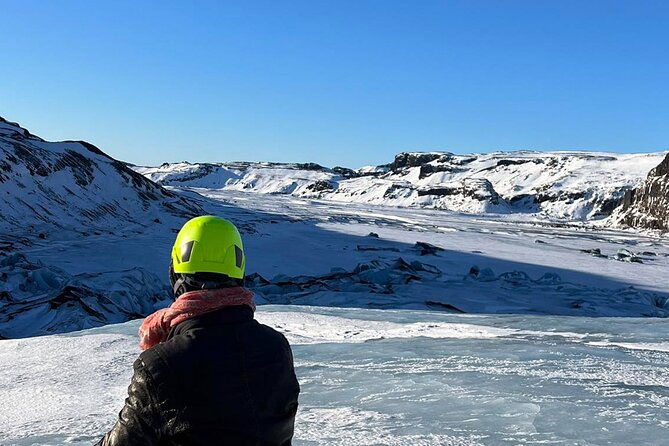 glacier-hike-experience-on-solheimajokull-meet-on-location