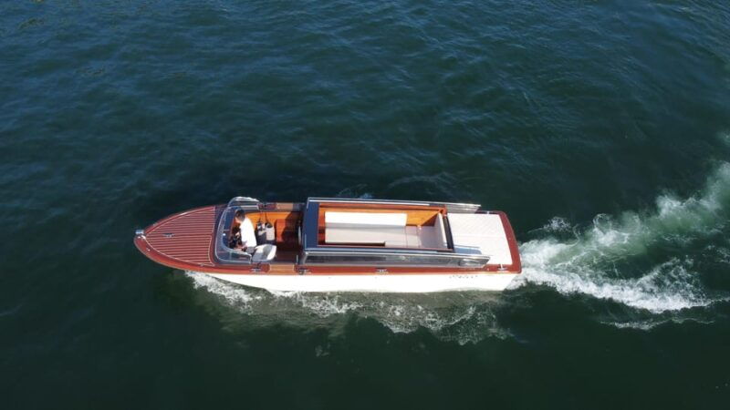 gourmet-food-experience-with-private-boat-cruise