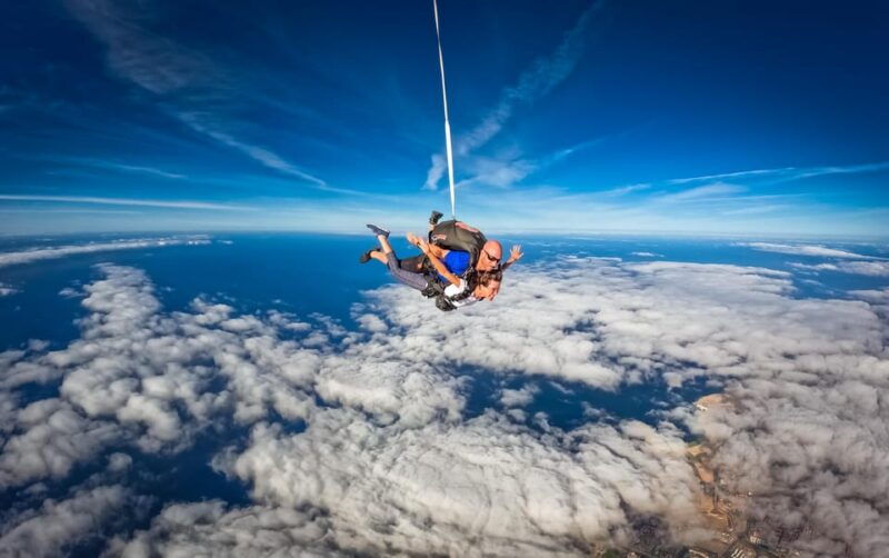 gran-canaria-skydiving-over-maspalomas-dunes