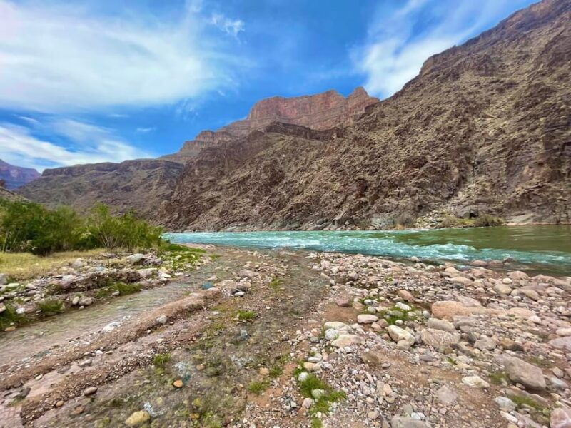 grand-canyon-journey-to-the-bottom-tour-on-historic-route-66