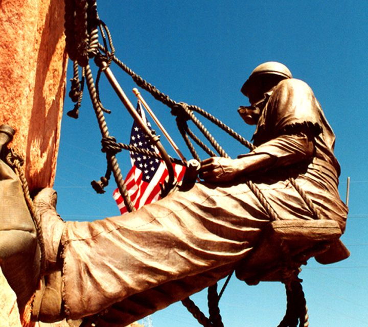grand-canyon-west-hoover-dam-combo-tour