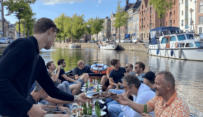 groningen-city-canal-cruise-with-unlimited-drinks