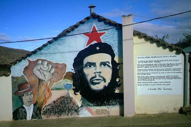 guided-tour-of-the-che-guevara-museum-in-vallegrande