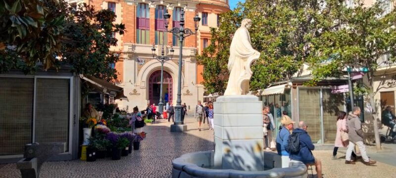 guided-visit-on-foot-through-cadiz-stories-from-the-hand-of-a-local-guide