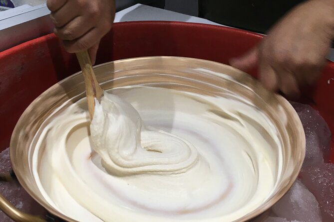 guilty-pleasures-walking-food-tours-in-quito
