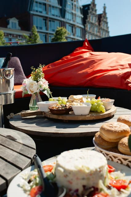 haarlem-private-canal-tour-with-bites-and-unlimited-drinks