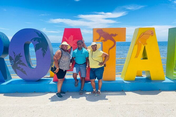 half-day-zip-line-combo-beaches-and-wildlife-encounter-in-roatan