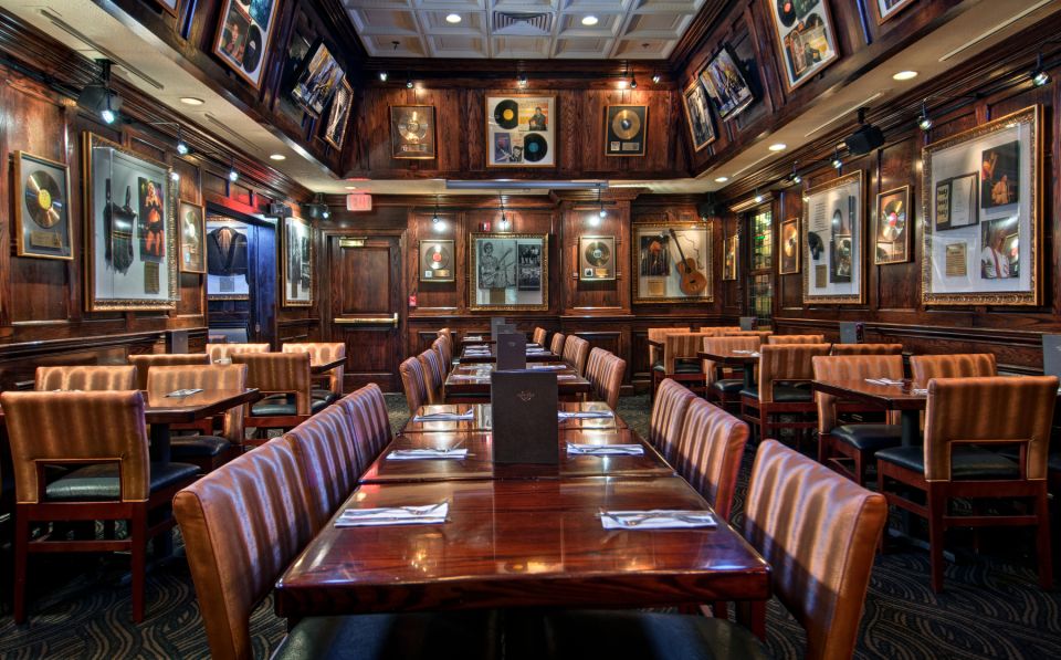 hard-rock-cafe-meal-niagara-falls-united-states