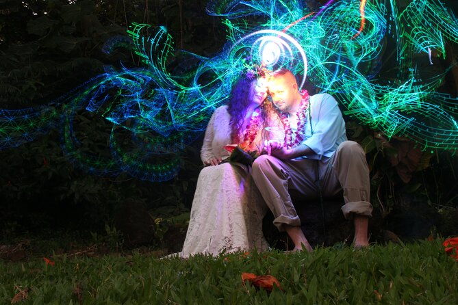 hawaii-beach-light-painting-photography-session