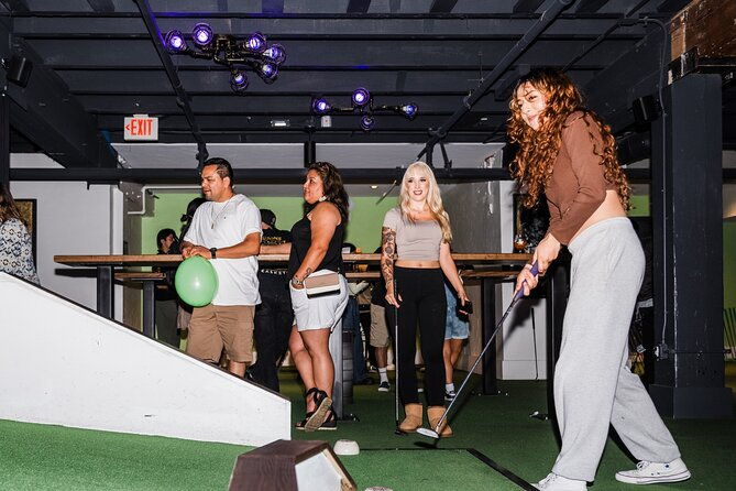 holiday-mini-golf-experience-in-bay-area-east