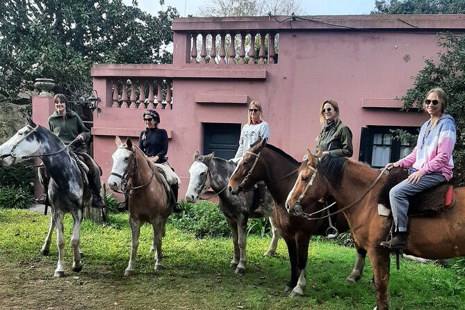 horseback-riding-experience-in-carlos-keen