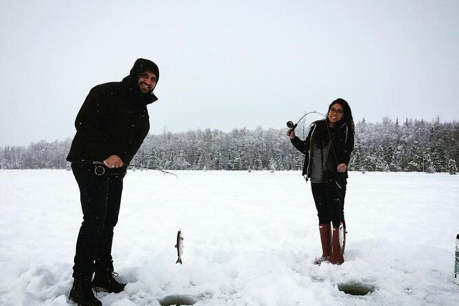 ice-fishing-experience-in-anchorage