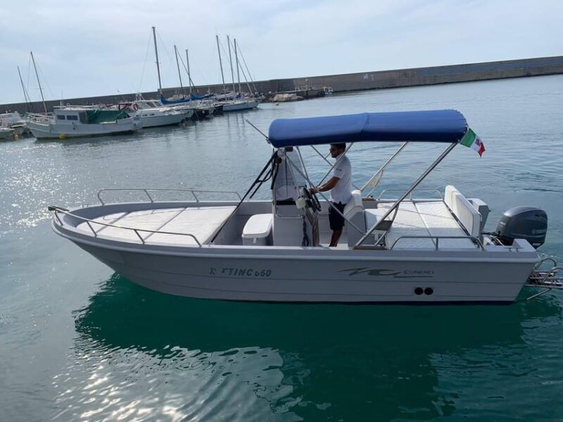 island-of-ischia-private-full-day-boat-tour-on-conero-6-6m