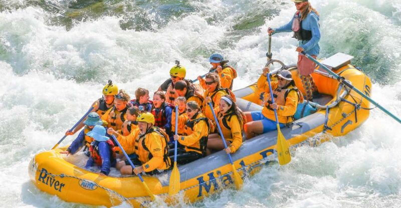 jackson-8-mile-classic-boat-whitewater-rafting-trip