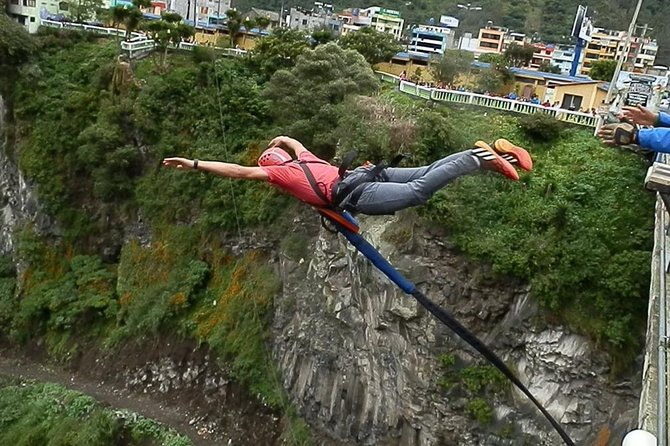 jumping-the-bridge-bungge-jumpng-swing-jumping-100m-tall