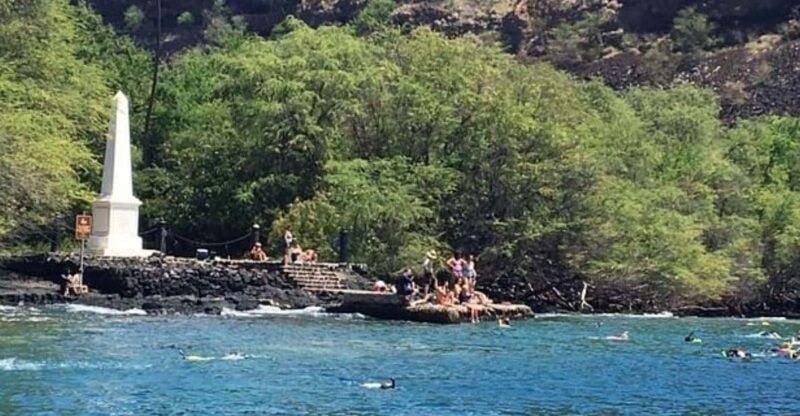 kailua-kona-kealakekua-bay-and-captain-cook-monument-tour