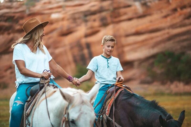 kanab-cave-lakes-canyon-horseback-riding-experience