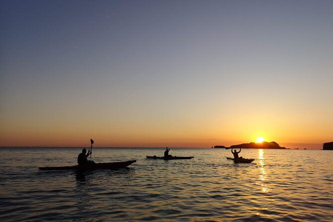 kayak-and-snorkel-with-sunset-in-ibiza